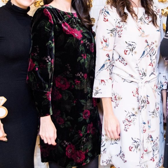 Ann Taylor Cuffed Floral Velvet Shift Dress | Size US 2 - Picture 9 of 13